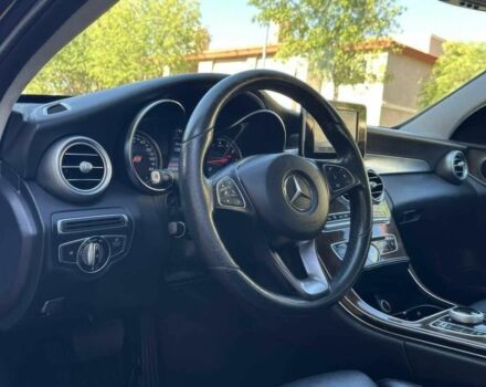 Черный Мерседес Ц-Класс, объемом двигателя 2 л и пробегом 68 тыс. км за 6500 $, фото 9 на Automoto.ua