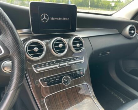 Мерседес Ц-Класс 2017 в Киеве на Automoto.ua Черный Мерседес Ц-Класс, объемом двигателя 2 л и пробегом 128 тыс. км за 19500 $, фото 9 на Automoto.ua