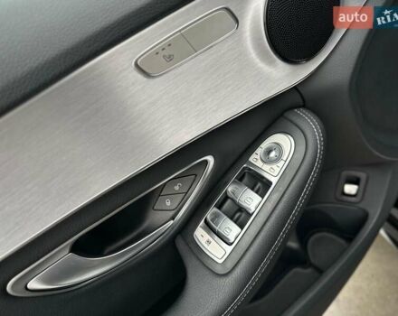 Черный Мерседес Ц-Класс, объемом двигателя 1.99 л и пробегом 106 тыс. км за 26999 $, фото 91 на Automoto.ua