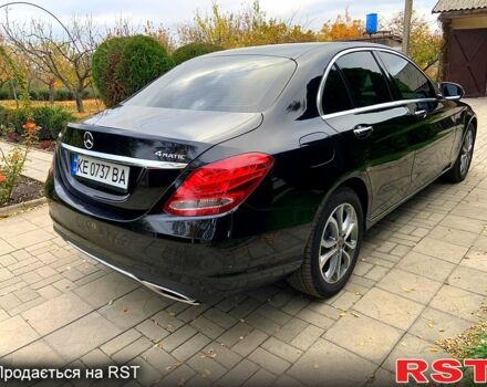Чорний Мерседес Ц-Клас, об'ємом двигуна 2 л та пробігом 93 тис. км за 22200 $, фото 10 на Automoto.ua