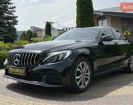 Черный Мерседес Ц-Класс, объемом двигателя 2 л и пробегом 91 тыс. км за 27300 $, фото 2 на Automoto.ua