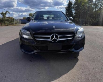 Чорний Мерседес Ц-Клас, об'ємом двигуна 2 л та пробігом 68 тис. км за 4800 $, фото 1 на Automoto.ua