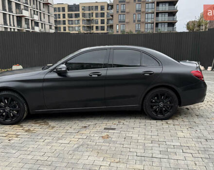 Чорний Мерседес Ц-Клас, об'ємом двигуна 2 л та пробігом 112 тис. км за 23200 $, фото 4 на Automoto.ua