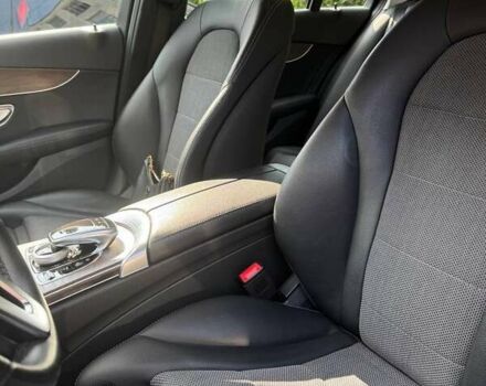 Мерседес Ц-Класс 2018 в Киеве на Automoto.ua Черный Мерседес Ц-Класс, объемом двигателя 1.5 л и пробегом 54 тыс. км за 27000 $, фото 5 на Automoto.ua