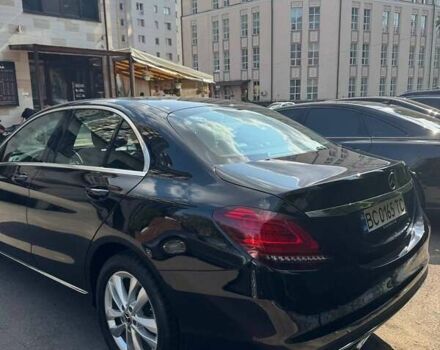 Мерседес Ц-Класс 2018 в Киеве на Automoto.ua Черный Мерседес Ц-Класс, объемом двигателя 1.5 л и пробегом 54 тыс. км за 27000 $, фото 1 на Automoto.ua