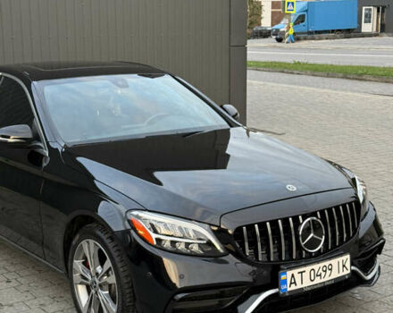 Черный Мерседес Ц-Класс, объемом двигателя 1.99 л и пробегом 98 тыс. км за 23999 $, фото 2 на Automoto.ua