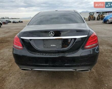 Чорний Мерседес Ц-Клас, об'ємом двигуна 2 л та пробігом 60 тис. км за 5000 $, фото 5 на Automoto.ua