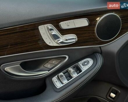 Чорний Мерседес Ц-Клас, об'ємом двигуна 2 л та пробігом 89 тис. км за 22200 $, фото 19 на Automoto.ua