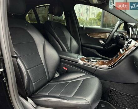 Черный Мерседес Ц-Класс, объемом двигателя 1.99 л и пробегом 119 тыс. км за 22490 $, фото 10 на Automoto.ua