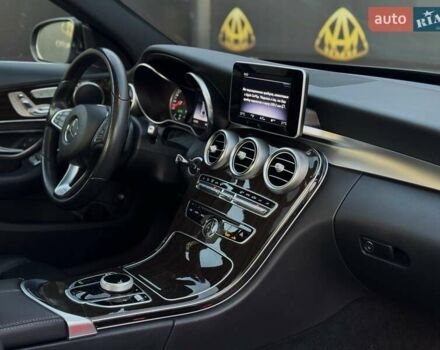 Чорний Мерседес Ц-Клас, об'ємом двигуна 2 л та пробігом 89 тис. км за 22200 $, фото 15 на Automoto.ua