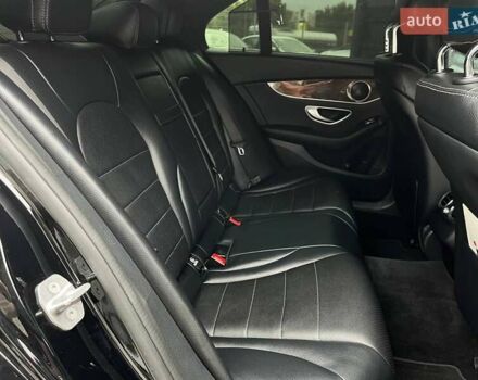 Черный Мерседес Ц-Класс, объемом двигателя 1.99 л и пробегом 119 тыс. км за 22490 $, фото 11 на Automoto.ua