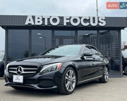 Чорний Мерседес Ц-Клас, об'ємом двигуна 1.99 л та пробігом 119 тис. км за 20990 $, фото 3 на Automoto.ua