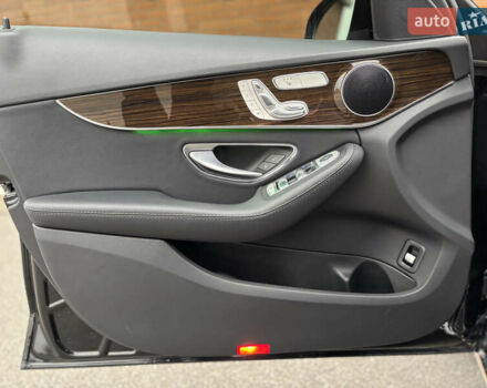 Чорний Мерседес Ц-Клас, об'ємом двигуна 2 л та пробігом 42 тис. км за 26900 $, фото 8 на Automoto.ua