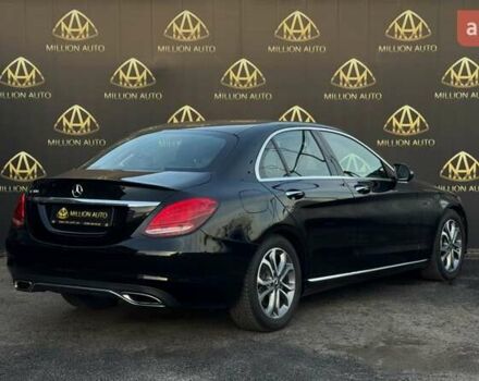 Чорний Мерседес Ц-Клас, об'ємом двигуна 2 л та пробігом 89 тис. км за 22200 $, фото 5 на Automoto.ua