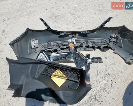 Черный Мерседес Ц-Класс, объемом двигателя 2 л и пробегом 61 тыс. км за 6000 $, фото 11 на Automoto.ua