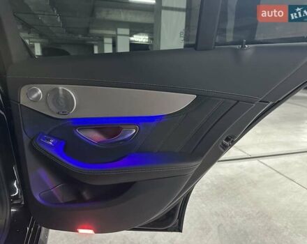 Черный Мерседес Ц-Класс, объемом двигателя 3.98 л и пробегом 19 тыс. км за 60000 $, фото 37 на Automoto.ua