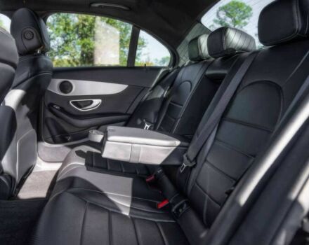 Черный Мерседес Ц-Класс, объемом двигателя 2 л и пробегом 42 тыс. км за 13000 $, фото 8 на Automoto.ua