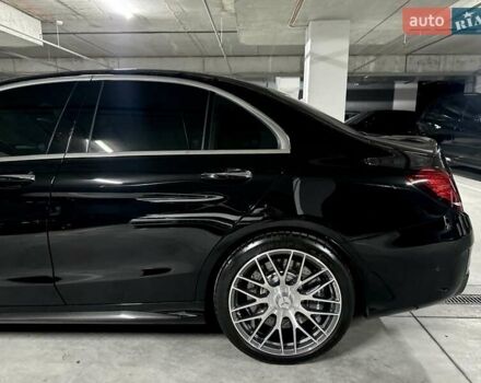 Черный Мерседес Ц-Класс, объемом двигателя 3.98 л и пробегом 19 тыс. км за 60000 $, фото 7 на Automoto.ua