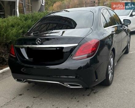 Черный Мерседес Ц-Класс, объемом двигателя 1.95 л и пробегом 72 тыс. км за 36000 $, фото 2 на Automoto.ua