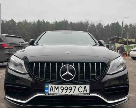 Черный Мерседес Ц-Класс, объемом двигателя 3.98 л и пробегом 61 тыс. км за 54000 $, фото 4 на Automoto.ua