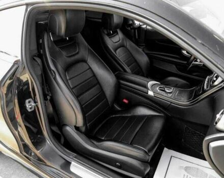 Черный Мерседес Ц-Класс, объемом двигателя 2 л и пробегом 69 тыс. км за 9000 $, фото 11 на Automoto.ua