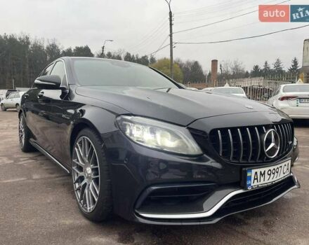 Черный Мерседес Ц-Класс, объемом двигателя 3.98 л и пробегом 61 тыс. км за 54000 $, фото 40 на Automoto.ua