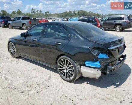 Черный Мерседес Ц-Класс, объемом двигателя 2 л и пробегом 61 тыс. км за 6000 $, фото 1 на Automoto.ua