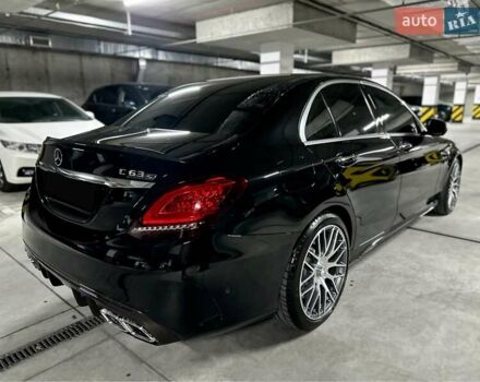 Черный Мерседес Ц-Класс, объемом двигателя 3.98 л и пробегом 19 тыс. км за 60000 $, фото 17 на Automoto.ua
