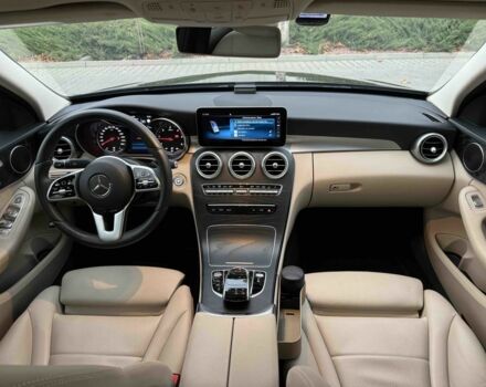 Черный Мерседес Ц-Класс, объемом двигателя 2.2 л и пробегом 75 тыс. км за 29500 $, фото 3 на Automoto.ua