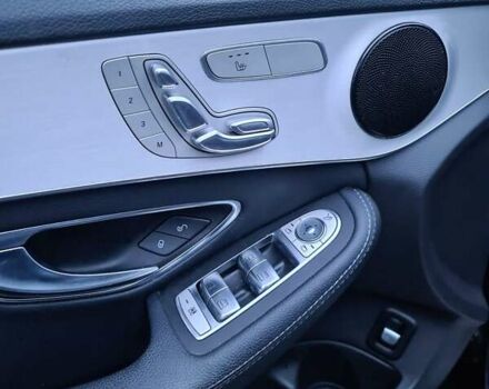 Черный Мерседес Ц-Класс, объемом двигателя 1.99 л и пробегом 85 тыс. км за 10999 $, фото 11 на Automoto.ua