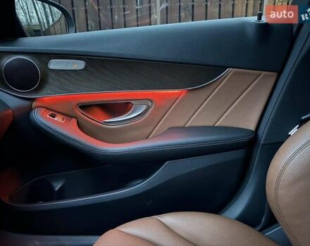 Чорний Мерседес Ц-Клас, об'ємом двигуна 1.6 л та пробігом 19 тис. км за 32000 $, фото 6 на Automoto.ua