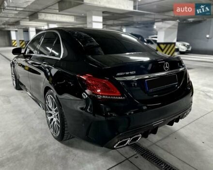 Черный Мерседес Ц-Класс, объемом двигателя 3.98 л и пробегом 19 тыс. км за 60000 $, фото 11 на Automoto.ua