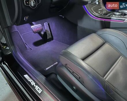 Черный Мерседес Ц-Класс, объемом двигателя 3.98 л и пробегом 19 тыс. км за 60000 $, фото 33 на Automoto.ua