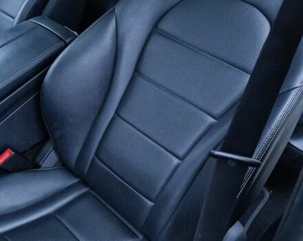 Черный Мерседес Ц-Класс, объемом двигателя 1.99 л и пробегом 85 тыс. км за 10999 $, фото 14 на Automoto.ua