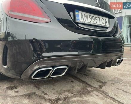 Черный Мерседес Ц-Класс, объемом двигателя 3.98 л и пробегом 61 тыс. км за 54000 $, фото 32 на Automoto.ua
