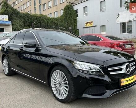 Черный Мерседес Ц-Класс, объемом двигателя 1.99 л и пробегом 120 тыс. км за 27990 $, фото 2 на Automoto.ua