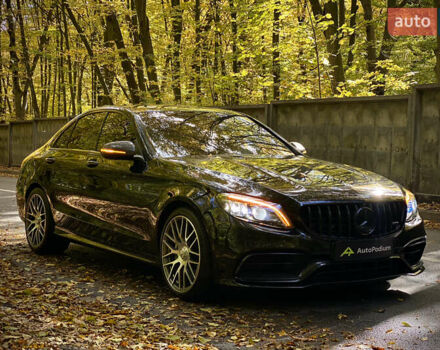 Черный Мерседес Ц-Класс, объемом двигателя 3.98 л и пробегом 63 тыс. км за 46990 $, фото 1 на Automoto.ua