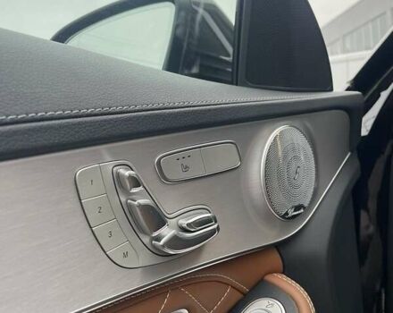 Черный Мерседес Ц-Класс, объемом двигателя 3.98 л и пробегом 61 тыс. км за 54000 $, фото 28 на Automoto.ua