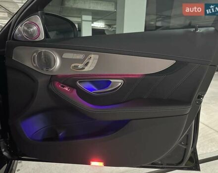 Чорний Мерседес Ц-Клас, об'ємом двигуна 3.98 л та пробігом 19 тис. км за 59500 $, фото 42 на Automoto.ua