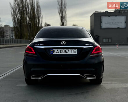 Черный Мерседес Ц-Класс, объемом двигателя 1.99 л и пробегом 48 тыс. км за 35000 $, фото 10 на Automoto.ua