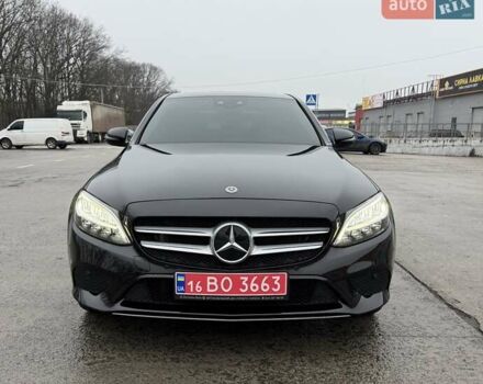Черный Мерседес Ц-Класс, объемом двигателя 1.95 л и пробегом 70 тыс. км за 33500 $, фото 4 на Automoto.ua