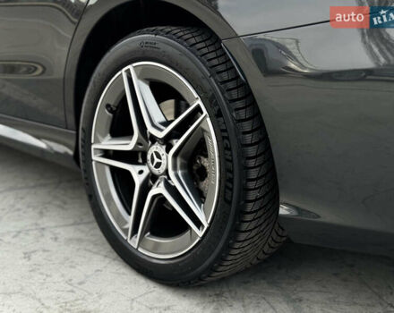 Черный Мерседес Ц-Класс, объемом двигателя 1.99 л и пробегом 48 тыс. км за 35000 $, фото 37 на Automoto.ua