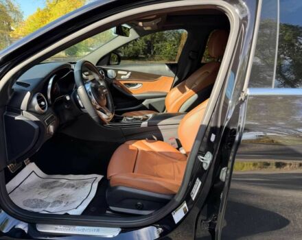 Черный Мерседес Ц-Класс, объемом двигателя 2 л и пробегом 46 тыс. км за 8000 $, фото 8 на Automoto.ua