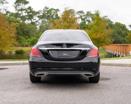 Чорний Мерседес Ц-Клас, об'ємом двигуна 2 л та пробігом 35 тис. км за 7300 $, фото 4 на Automoto.ua