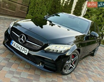 Черный Мерседес Ц-Класс, объемом двигателя 1.95 л и пробегом 104 тыс. км за 29999 $, фото 1 на Automoto.ua