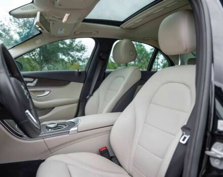 Чорний Мерседес Ц-Клас, об'ємом двигуна 2 л та пробігом 35 тис. км за 7300 $, фото 6 на Automoto.ua