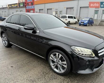 Черный Мерседес Ц-Класс, объемом двигателя 1.95 л и пробегом 70 тыс. км за 33500 $, фото 3 на Automoto.ua