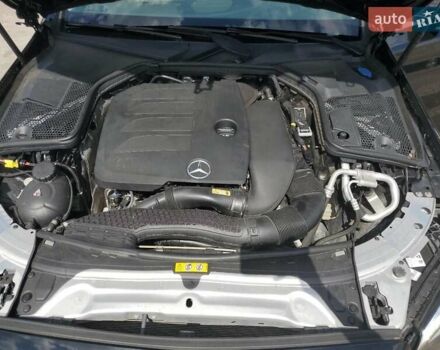 Черный Мерседес Ц-Класс, объемом двигателя 1.99 л и пробегом 72 тыс. км за 10300 $, фото 10 на Automoto.ua