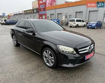 Черный Мерседес Ц-Класс, объемом двигателя 1.95 л и пробегом 70 тыс. км за 33500 $, фото 2 на Automoto.ua