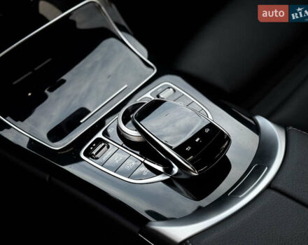 Черный Мерседес Ц-Класс, объемом двигателя 1.99 л и пробегом 48 тыс. км за 35000 $, фото 58 на Automoto.ua